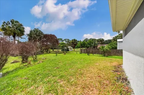 914 Sierra Place NE Palm Bay FL 32907