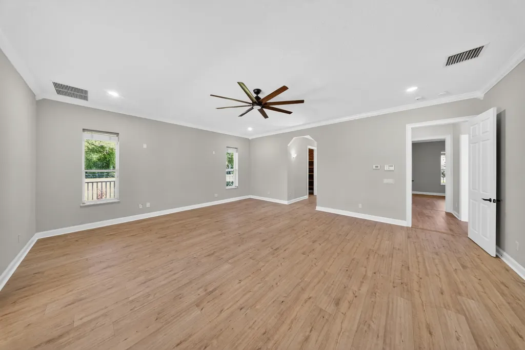 8686 Andrews Avenue Fort Pierce FL 34945