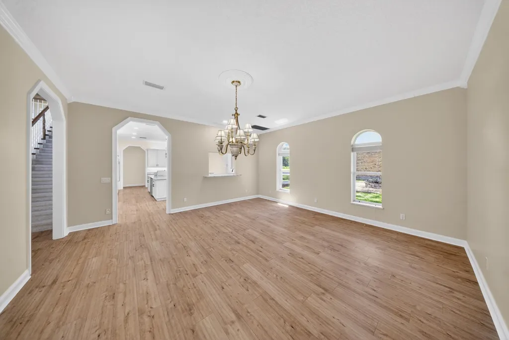 8686 Andrews Avenue Fort Pierce FL 34945
