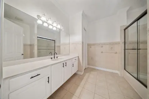 8686 Andrews Avenue Fort Pierce FL 34945