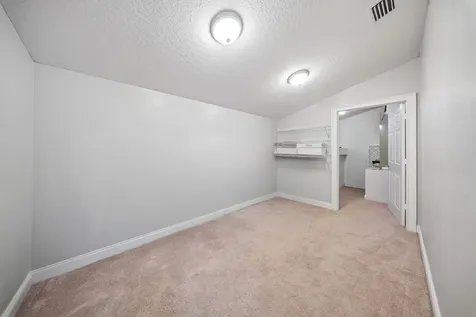8686 Andrews Avenue Fort Pierce FL 34945
