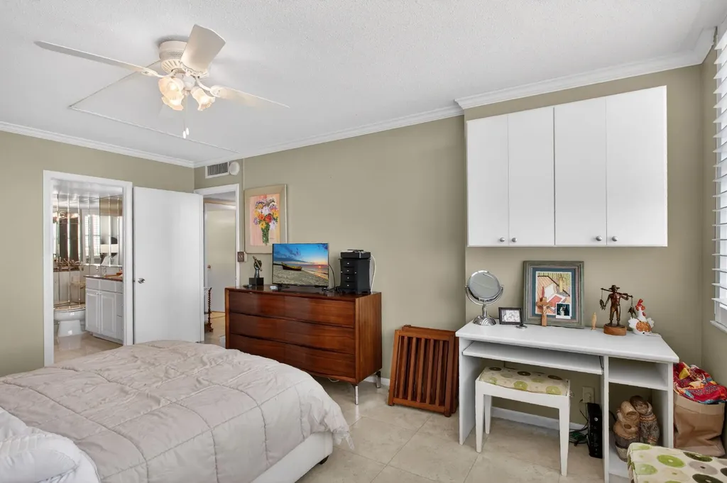 2600 N Flagler Drive West Palm Beach FL 33407