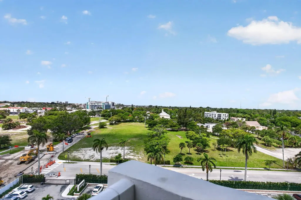 2600 N Flagler Drive West Palm Beach FL 33407