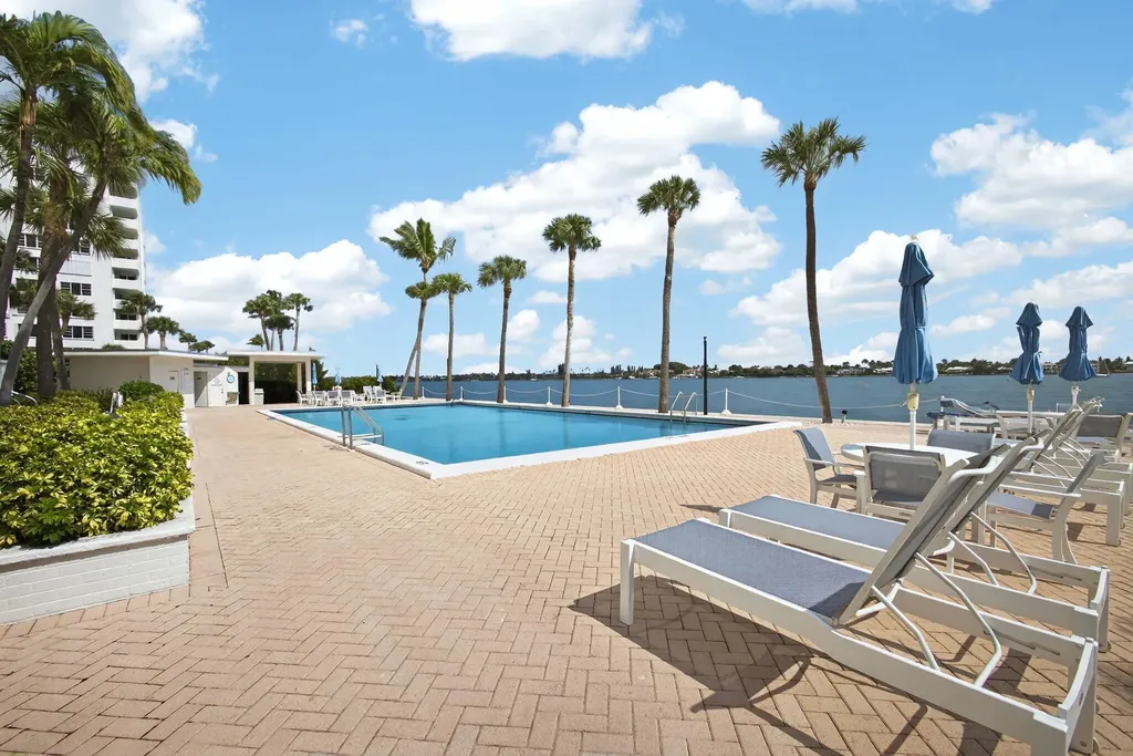 2600 N Flagler Drive West Palm Beach FL 33407