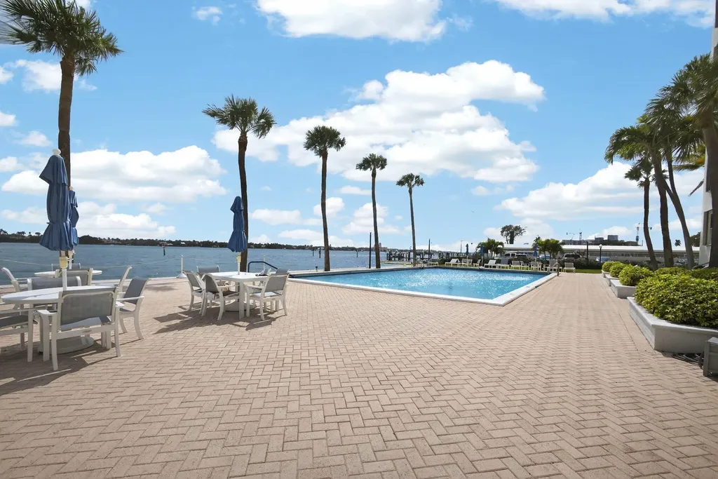 2600 N Flagler Drive West Palm Beach FL 33407