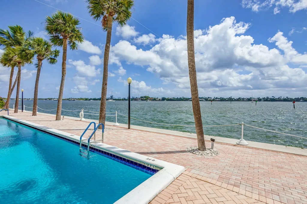2600 N Flagler Drive West Palm Beach FL 33407