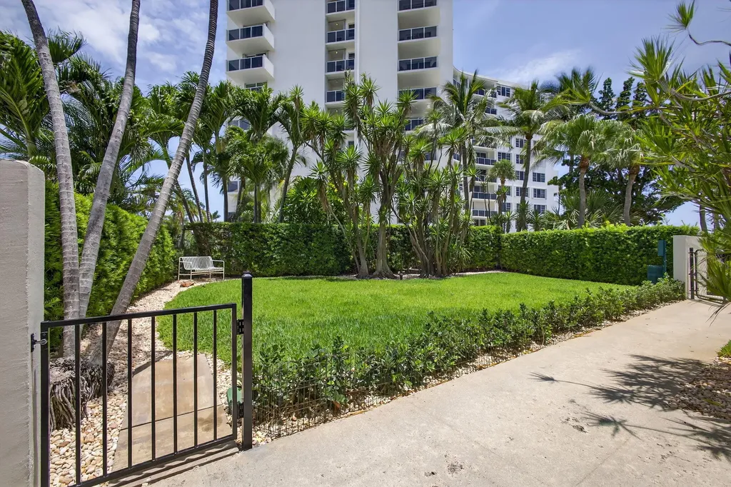 2600 N Flagler Drive West Palm Beach FL 33407