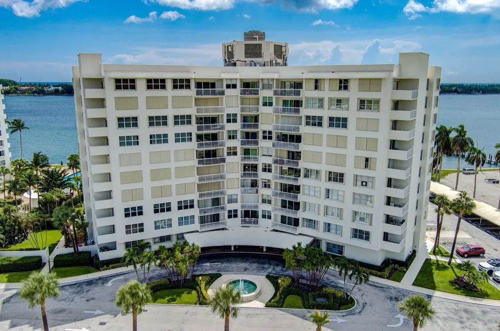 2600 N Flagler Drive West Palm Beach FL 33407