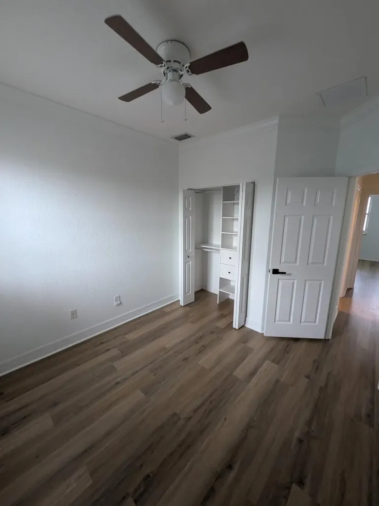 290 NE 5th Avenue Delray Beach FL 33483