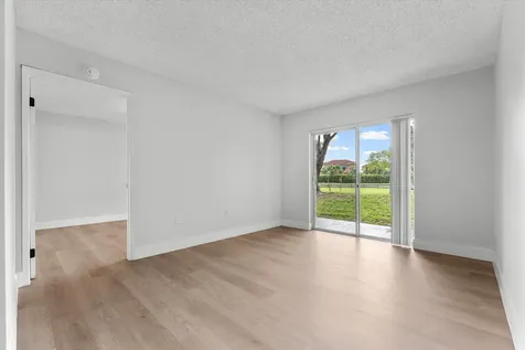 6881 NW 173rd Drive Hialeah FL 33015