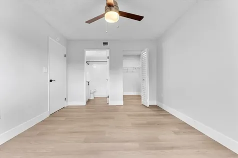 6881 NW 173rd Drive Hialeah FL 33015