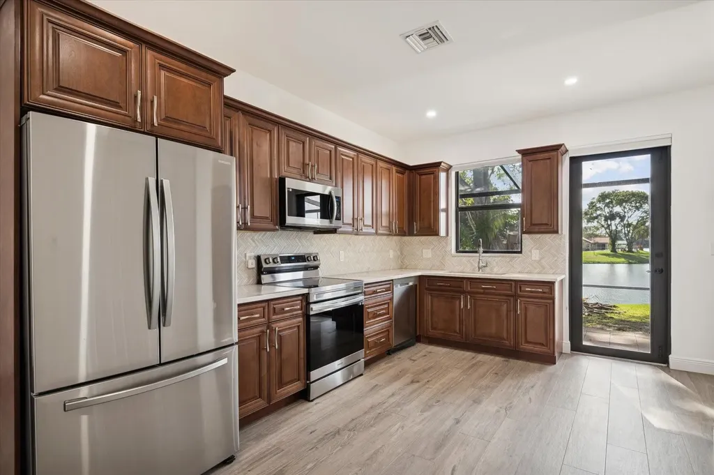 7600 Hyannis Lane Parkland FL 33067