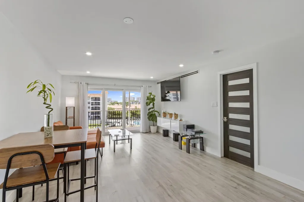 2871 N Ocean Boulevard Boca Raton FL 33431