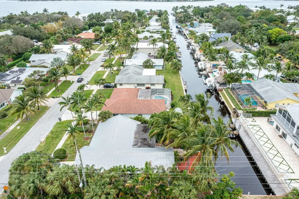 18014 Perigon Way Jupiter FL 33458