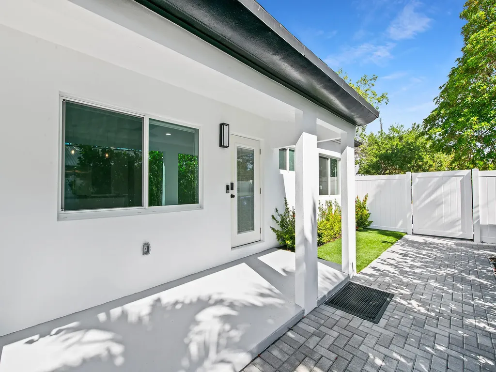 1508 NE 6th Street Fort Lauderdale FL 33304