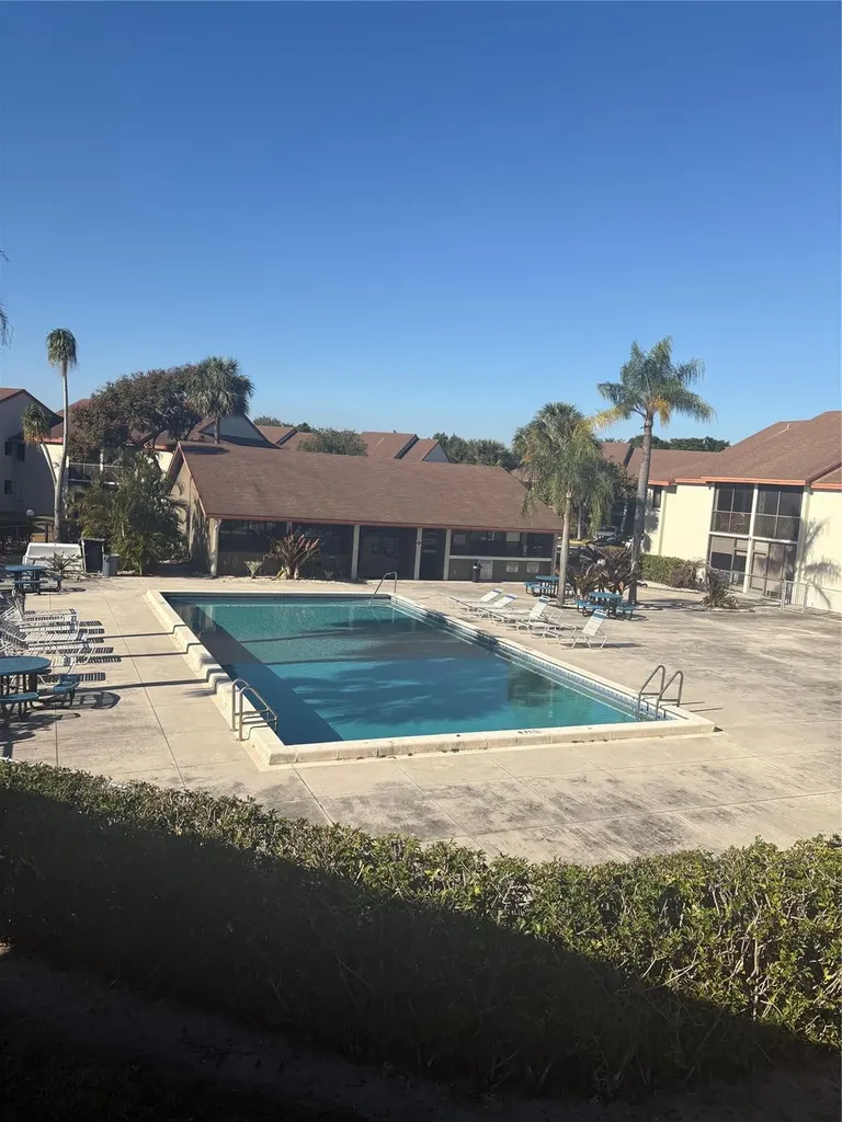 5492 Courtyard Drive Margate FL 33063