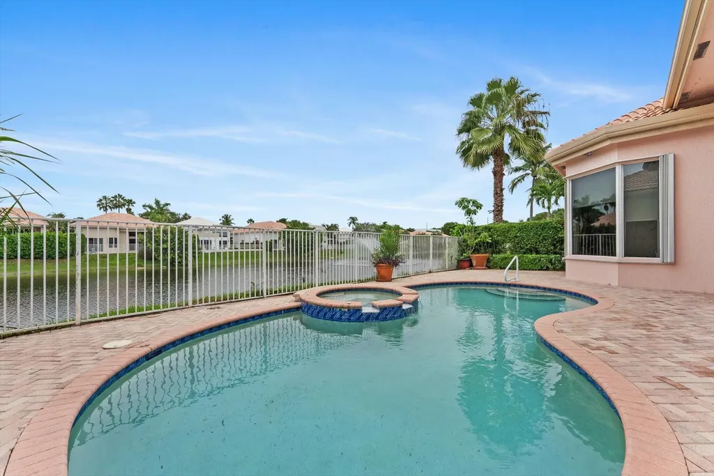 7081 Mallorca Crescent Boca Raton FL 33433