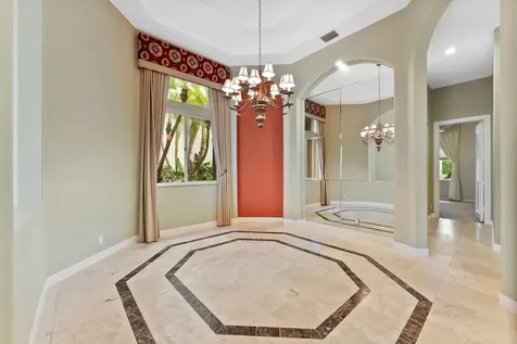 7081 Mallorca Crescent Boca Raton FL 33433