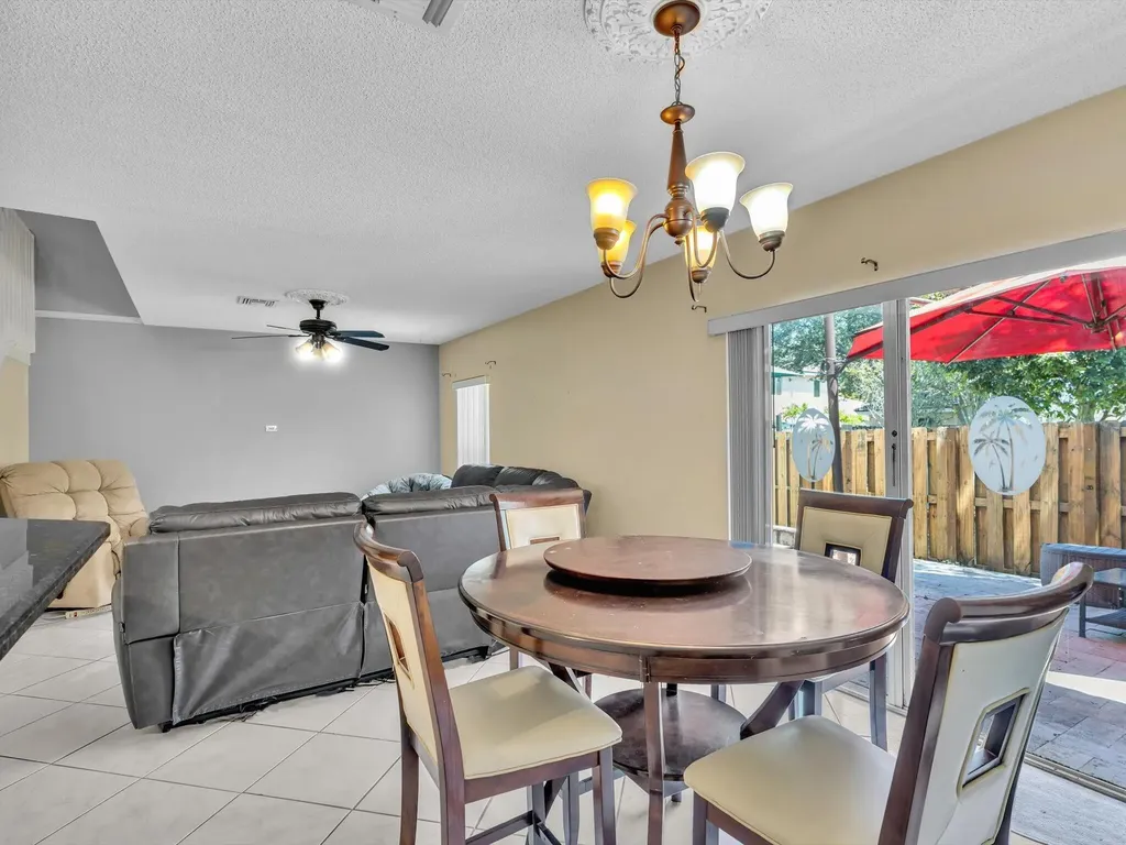 8991 NW 53rd Street Sunrise FL 33351