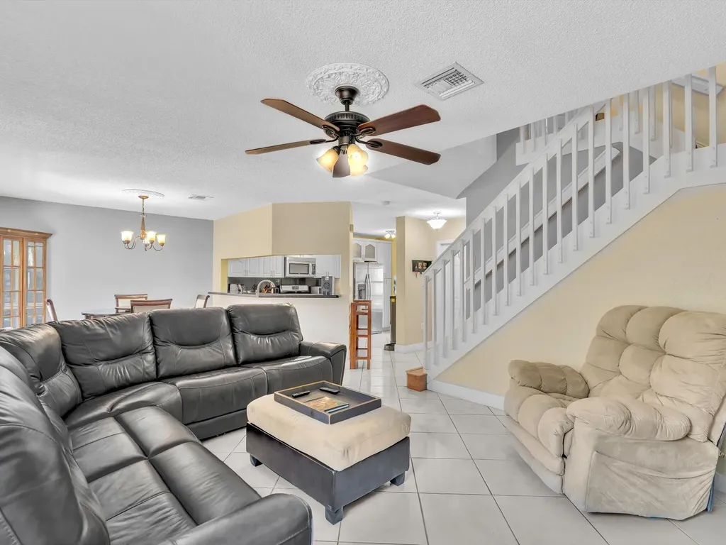 8991 NW 53rd Street Sunrise FL 33351