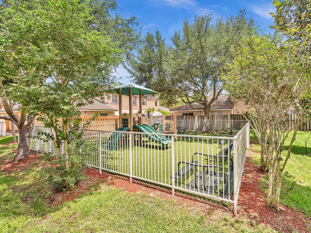 8991 NW 53rd Street Sunrise FL 33351