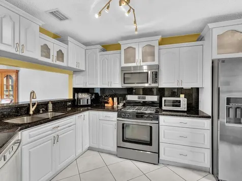 8991 NW 53rd Street Sunrise FL 33351