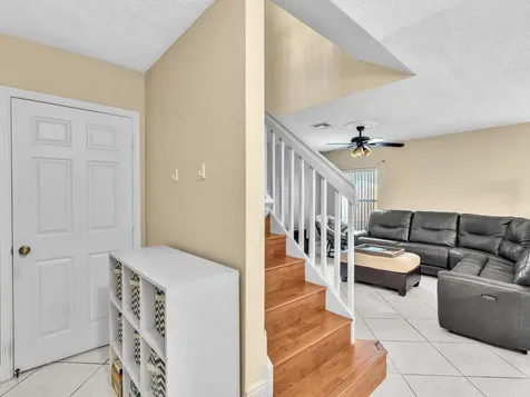 8991 NW 53rd Street Sunrise FL 33351
