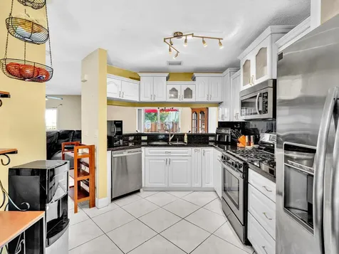 8991 NW 53rd Street Sunrise FL 33351