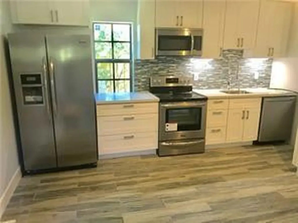 905 NE 28th Street Wilton Manors FL 33334