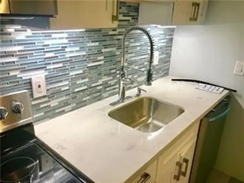 905 NE 28th Street Wilton Manors FL 33334