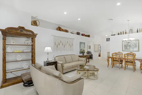 5335 Vernio Lane Boynton Beach FL 33437
