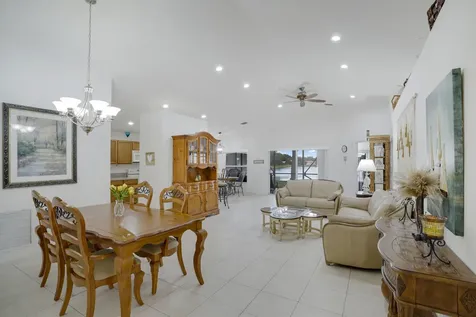 5335 Vernio Lane Boynton Beach FL 33437