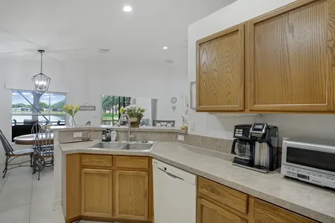 5335 Vernio Lane Boynton Beach FL 33437