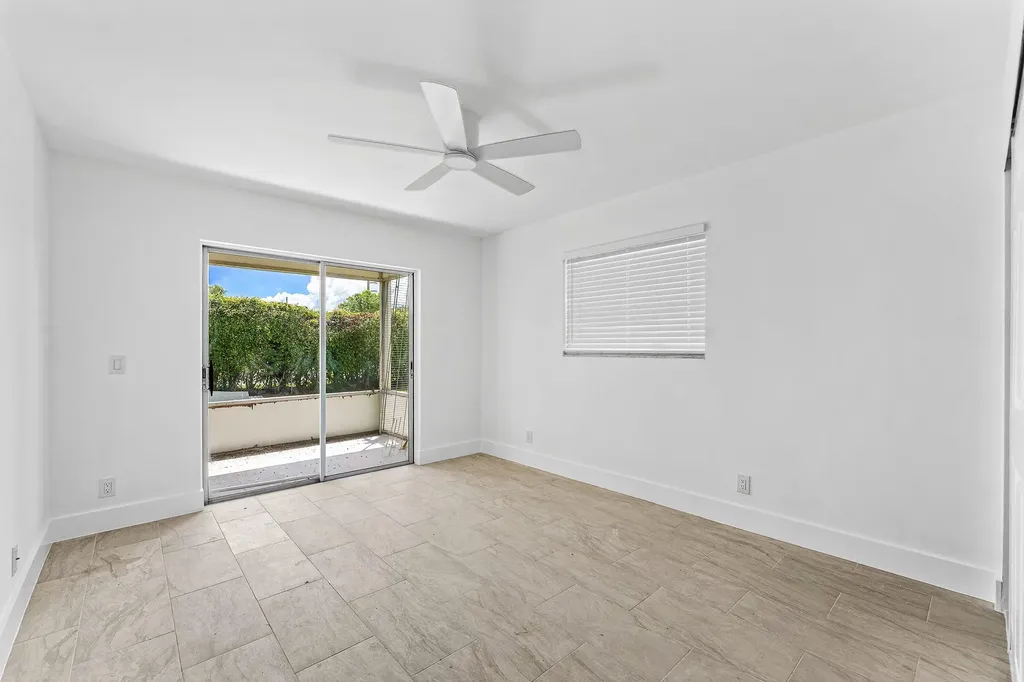 790 Burgundy Q Delray Beach FL 33484