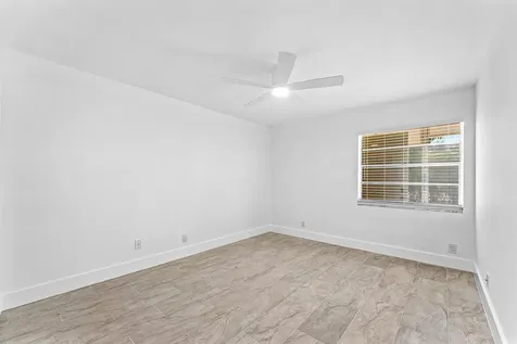790 Burgundy Q Delray Beach FL 33484