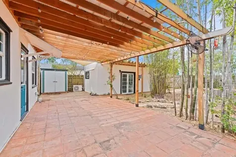 221 N Ocean Breeze Lake Worth Beach FL 33460