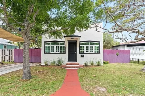 221 N Ocean Breeze Lake Worth Beach FL 33460