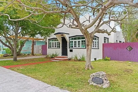 221 N Ocean Breeze Lake Worth Beach FL 33460