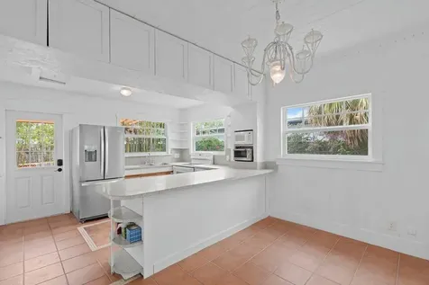 221 N Ocean Breeze Lake Worth Beach FL 33460