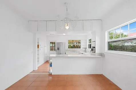 221 N Ocean Breeze Lake Worth Beach FL 33460