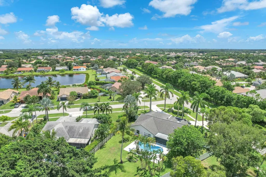 10844 Paso Fino Drive Wellington FL 33449