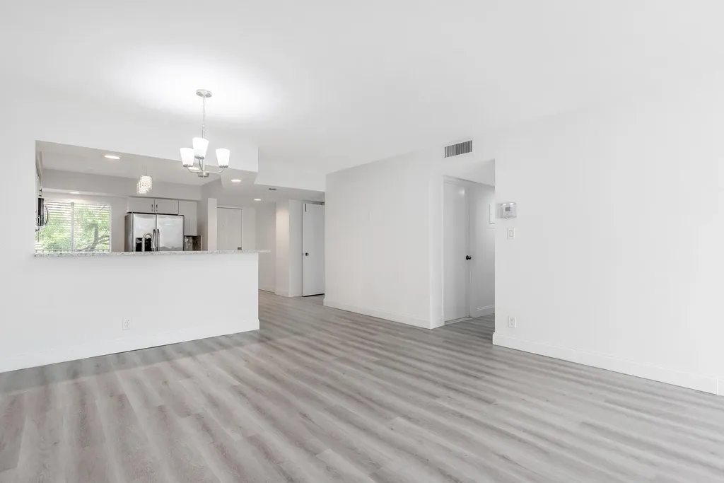 2208 S Cypress Bend Drive Pompano Beach FL 33069