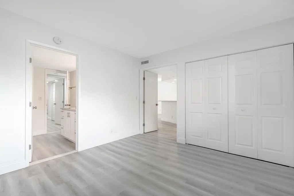 2208 S Cypress Bend Drive Pompano Beach FL 33069