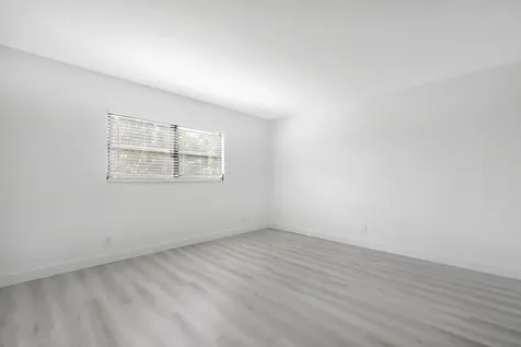 2208 S Cypress Bend Drive Pompano Beach FL 33069