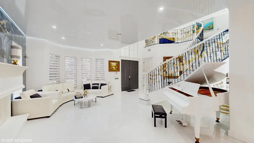 377 Squire Drive Wellington FL 33414