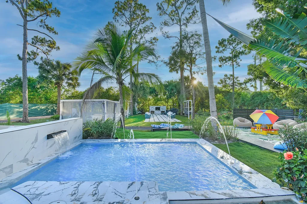 377 Squire Drive Wellington FL 33414