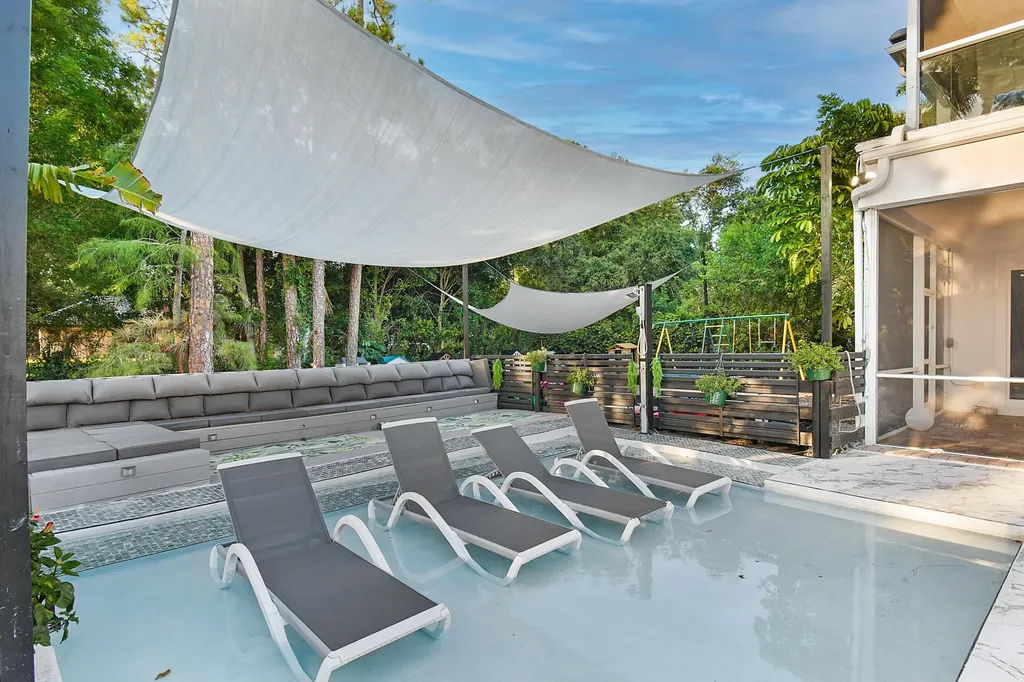 377 Squire Drive Wellington FL 33414