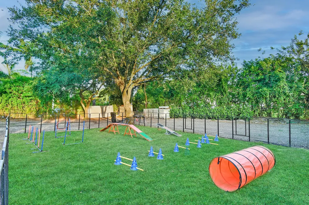 377 Squire Drive Wellington FL 33414