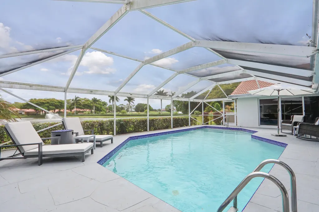 2 Old Fence Road Palm Beach Gardens FL 33418
