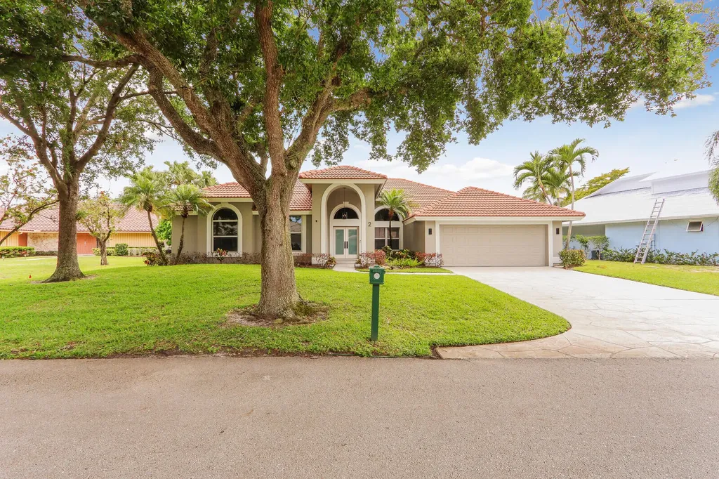 2 Old Fence Road Palm Beach Gardens FL 33418